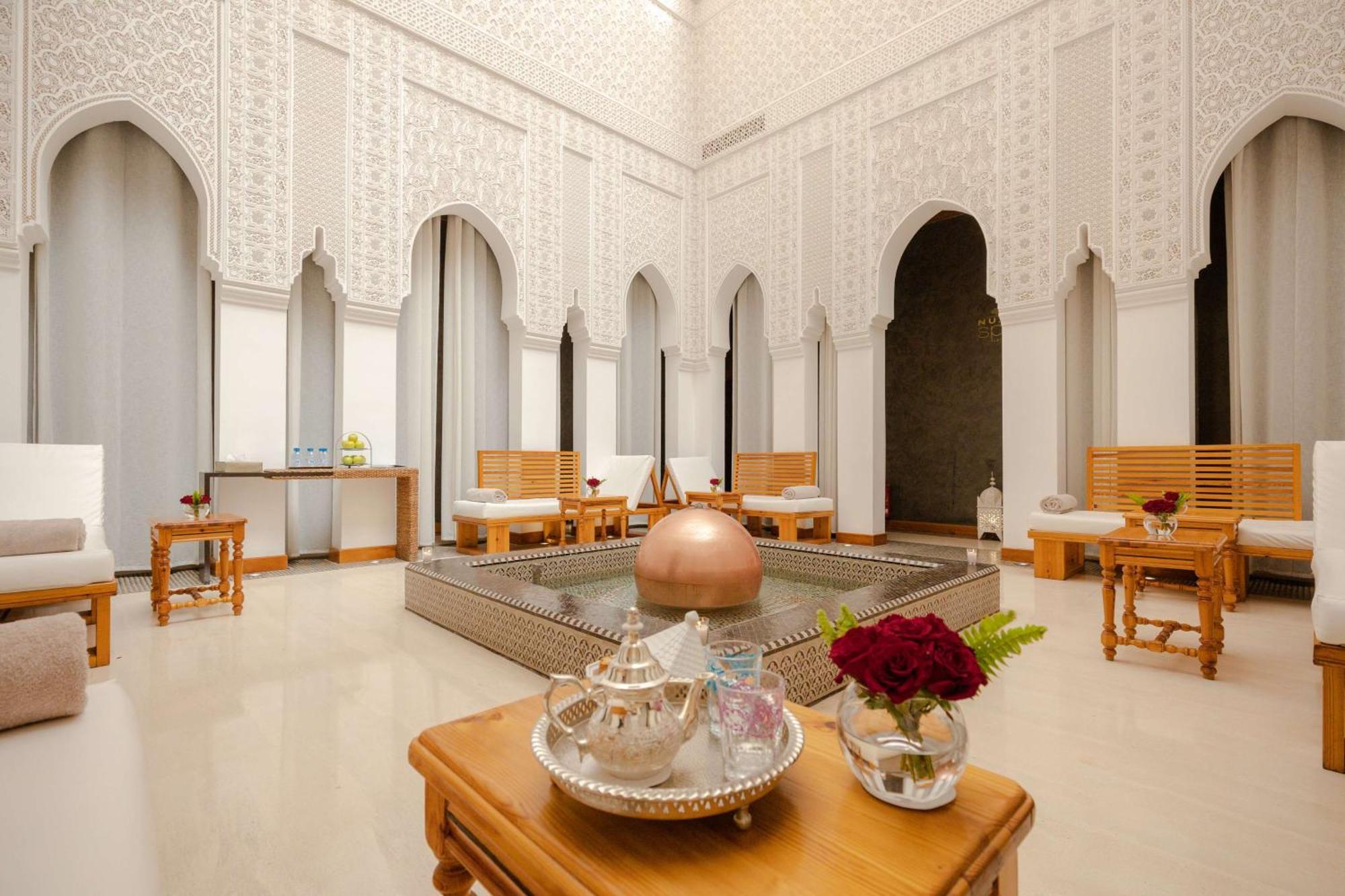 Barcelo Palmeraie Oasis Resort (Adults Only) Marrakesh Esterno foto The spa at the Four Seasons Hotel, Marrakech